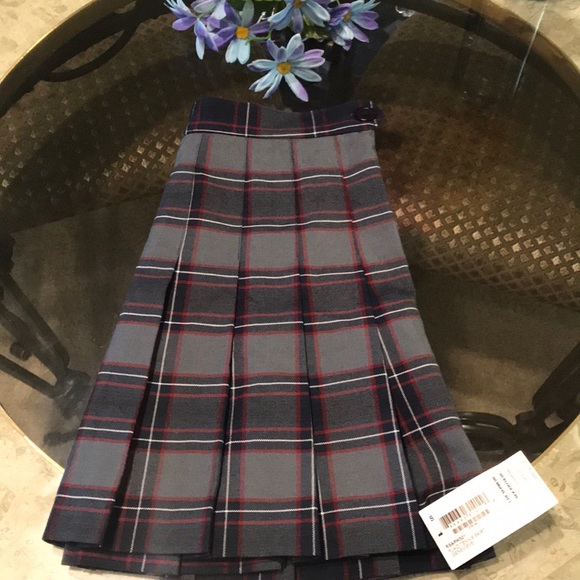 American Apparel Tennis Skirt - Picture 6 of 14